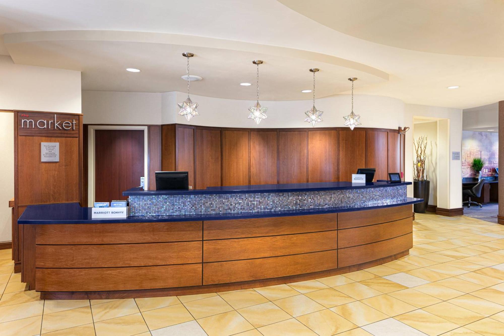 คอร์ตยาร์ด เบธเลเฮม ลีไฮ แวลเลย์/I-78 Hotel ภายนอก รูปภาพ