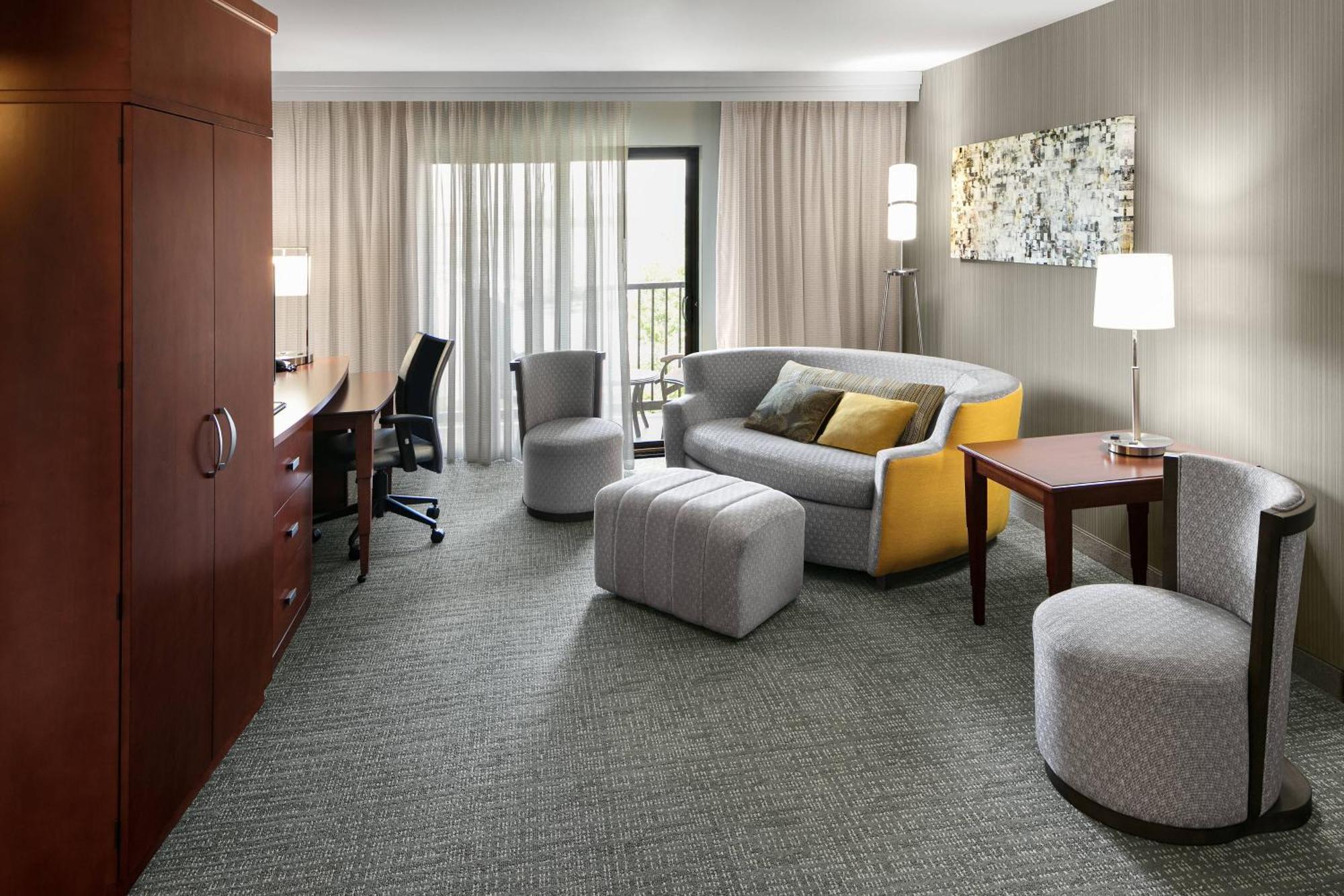 คอร์ตยาร์ด เบธเลเฮม ลีไฮ แวลเลย์/I-78 Hotel ภายนอก รูปภาพ